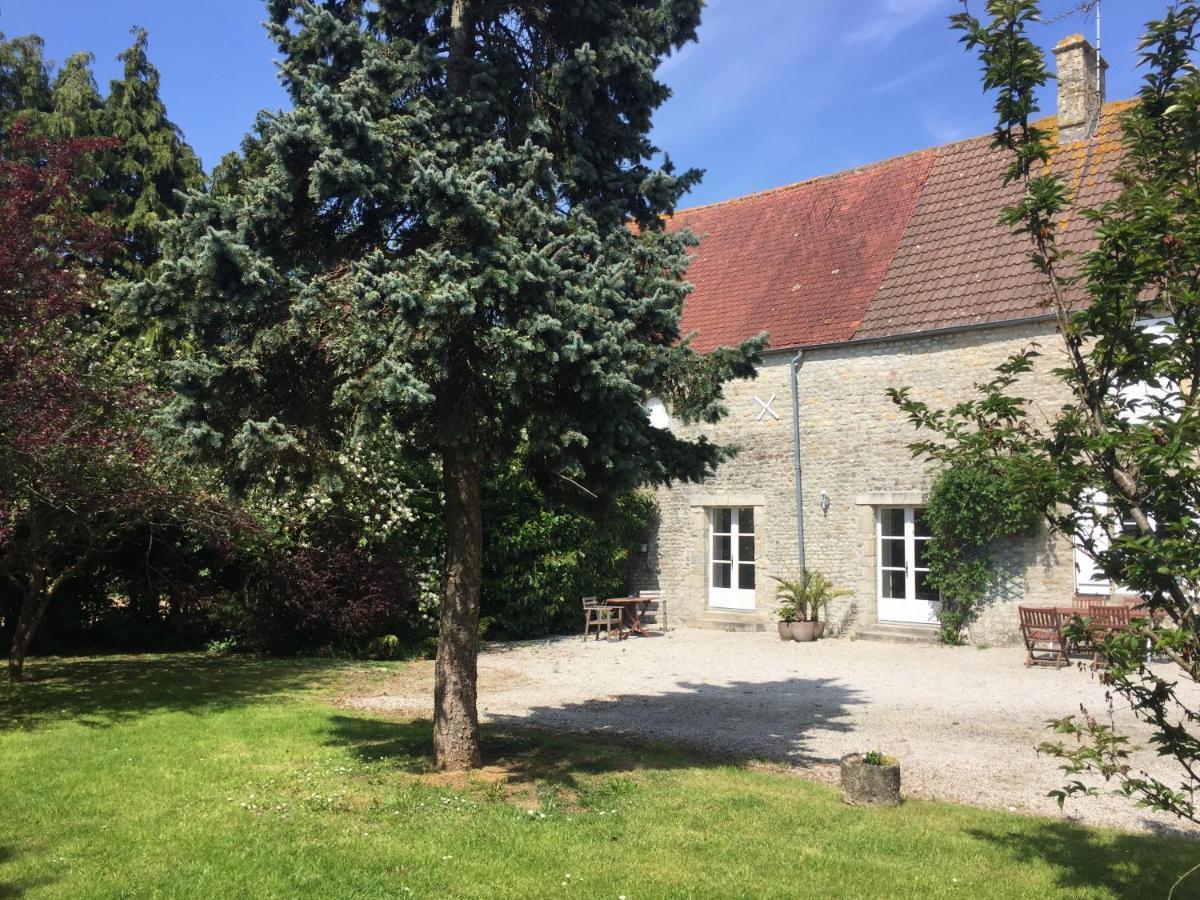 Villa Ferme De Riou Sainte-Mère-Église Esterno foto